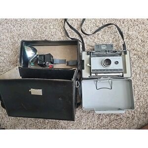 Vintage Polaroid 230 Automatic Land Instant Camera, with case